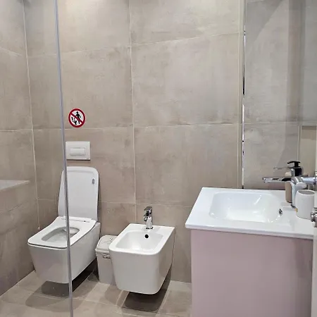 Bohemian Apt, Beachfront & Family Friendly - By Beta Premium *