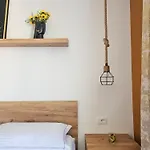 Bohemian Apt, Beachfront & Family Friendly - By Beta Premium Apartmán