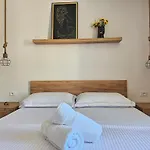 Bohemian Apt, Beachfront & Family Friendly - By Beta Premium * Golem (Tirana)
