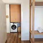 Bohemian Apt, Beachfront & Family Friendly - By Beta Premium Apartmán