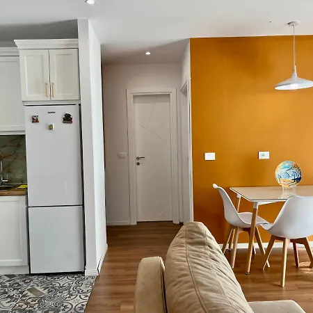 Bohemian Apt, Beachfront & Family Friendly - By Beta Premium