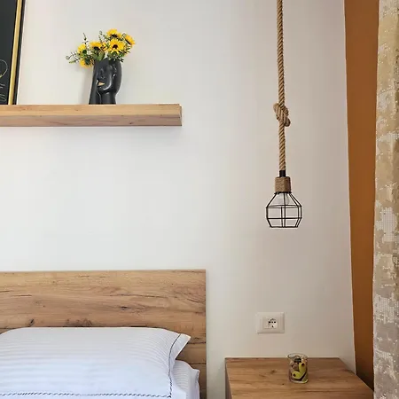 Bohemian Apt, Beachfront & Family Friendly - By Beta Premium Apartmán