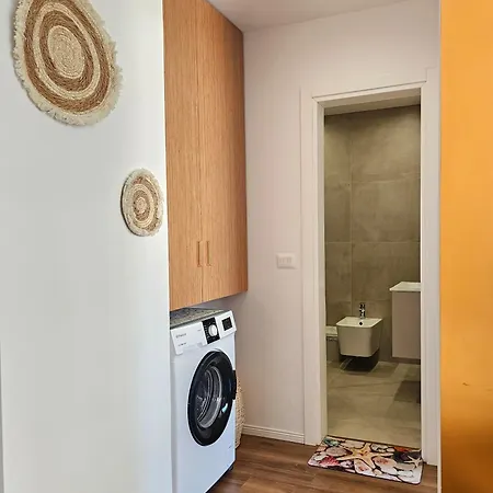 Apartmán Bohemian Apt, Beachfront & Family Friendly - By Beta Premium *