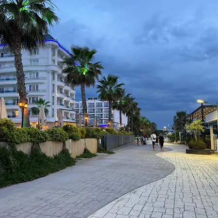 Bohemian Apt, Beachfront & Family Friendly - By Beta Premium Appartement *